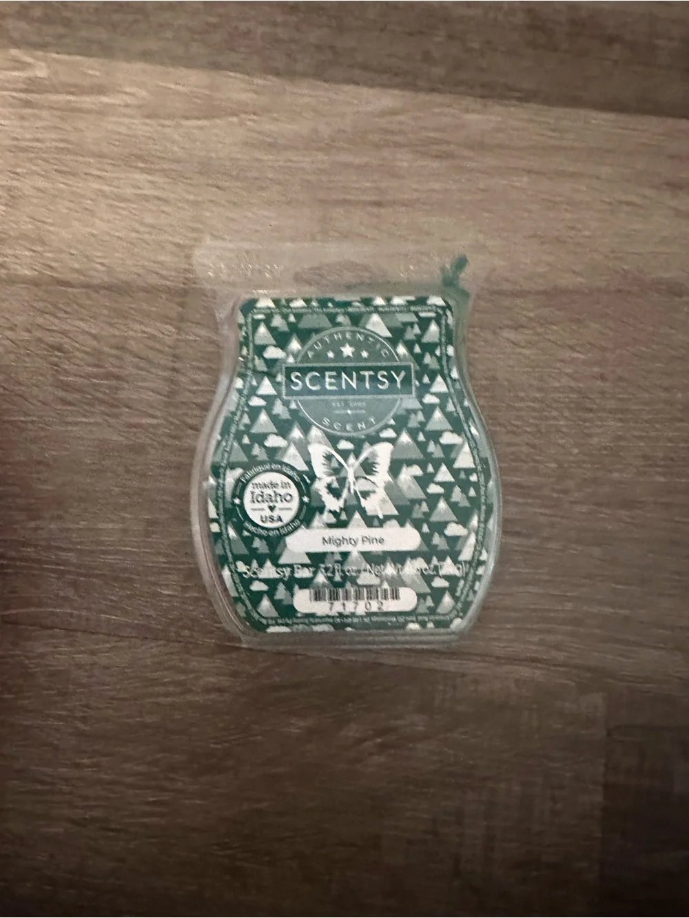 Scentsy Mighty Pine Wax Bar - Green